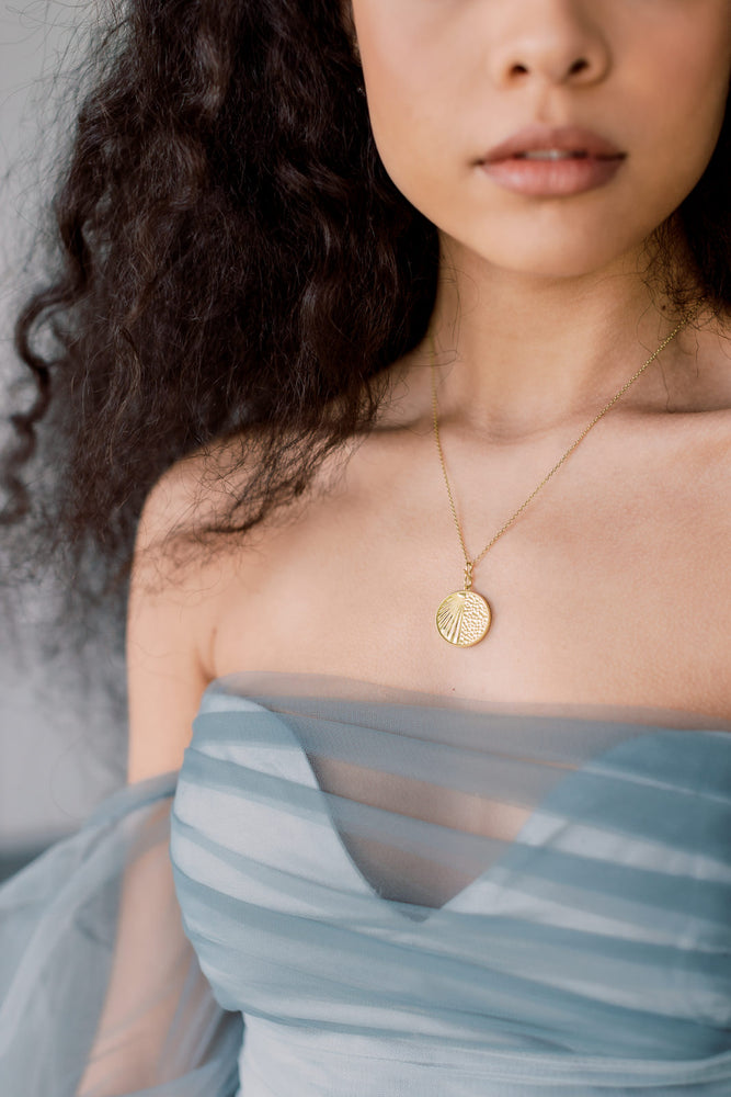 
                  
                    Muni Muni necklace ✧ 14K Gold Vermeil ✧ Reversible
                  
                