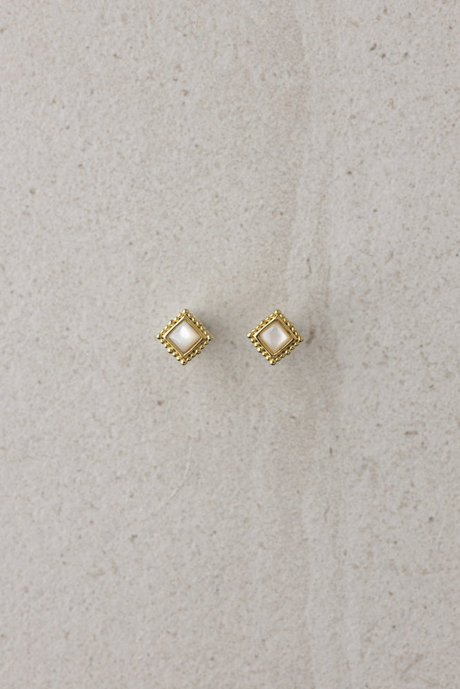 Perla Awaken studs - OCEAN MEET SKY